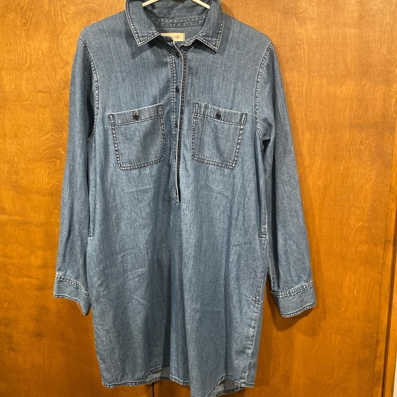 Madewell Dresses & Skirts - Madewell Denim Dress